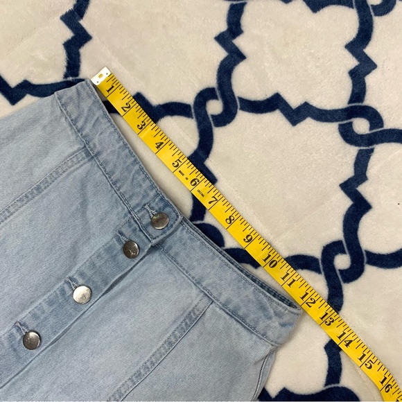 Divided By H&M Button Down Light Denim Mini Skirt size 4 - Picture 2 of 6